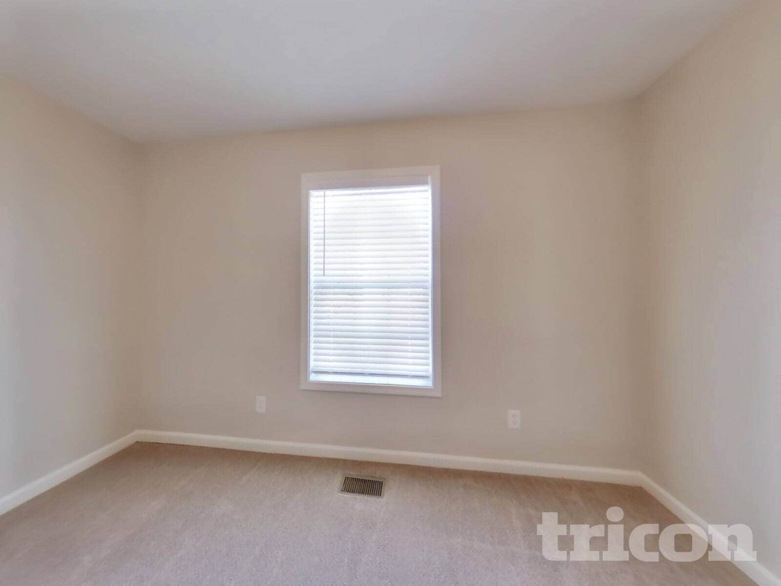 Building Photo - 162 Whetstone Way