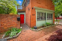 Building Photo - 205 Wilson St
