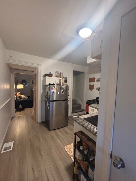 Building Photo - 4012 Saint Johns Way