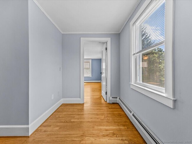 Building Photo - 440 Taylor Hill Rd