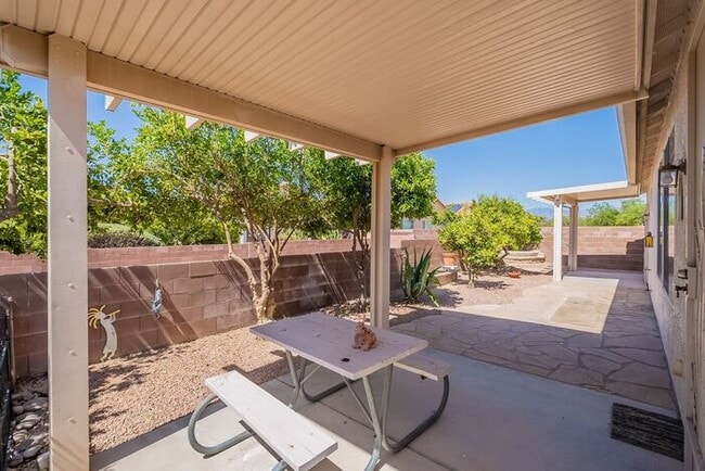 Building Photo - 7602 W Starry Night Ln