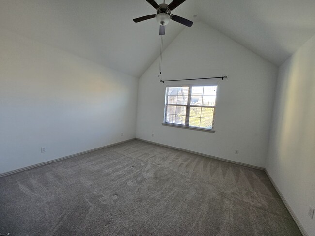 Building Photo - 3129 Decker Dr