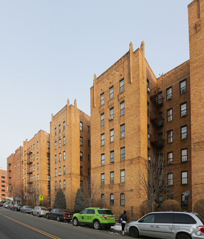 Building Photo - 415 LEFFERTS AVE