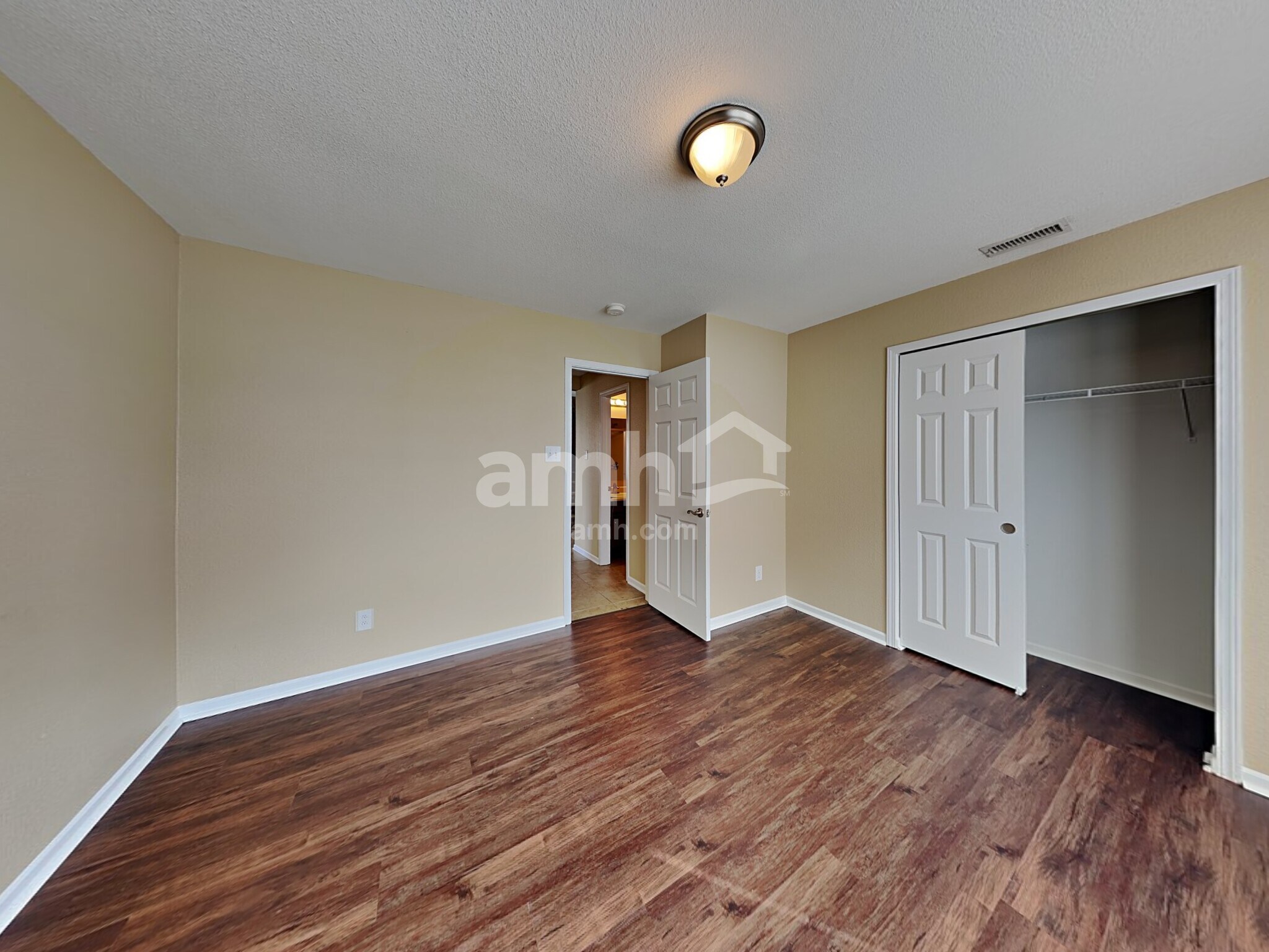 Building Photo - 7927 Newhall Way