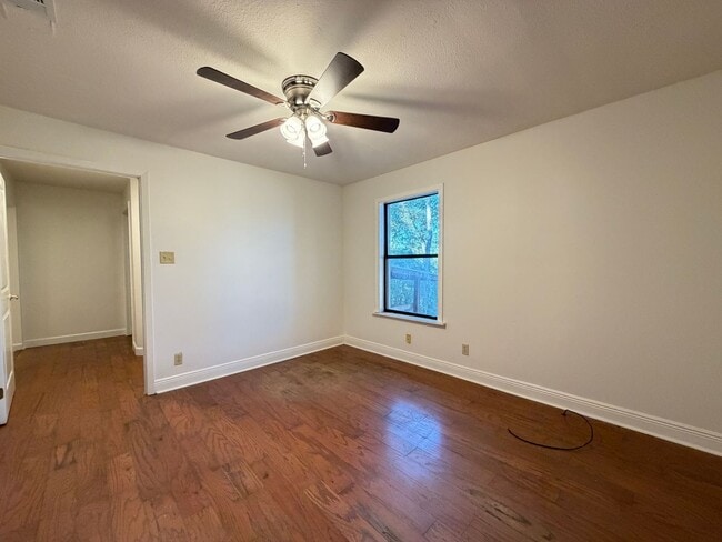 Building Photo - 5 Bed 3 Bath Home in Ruston