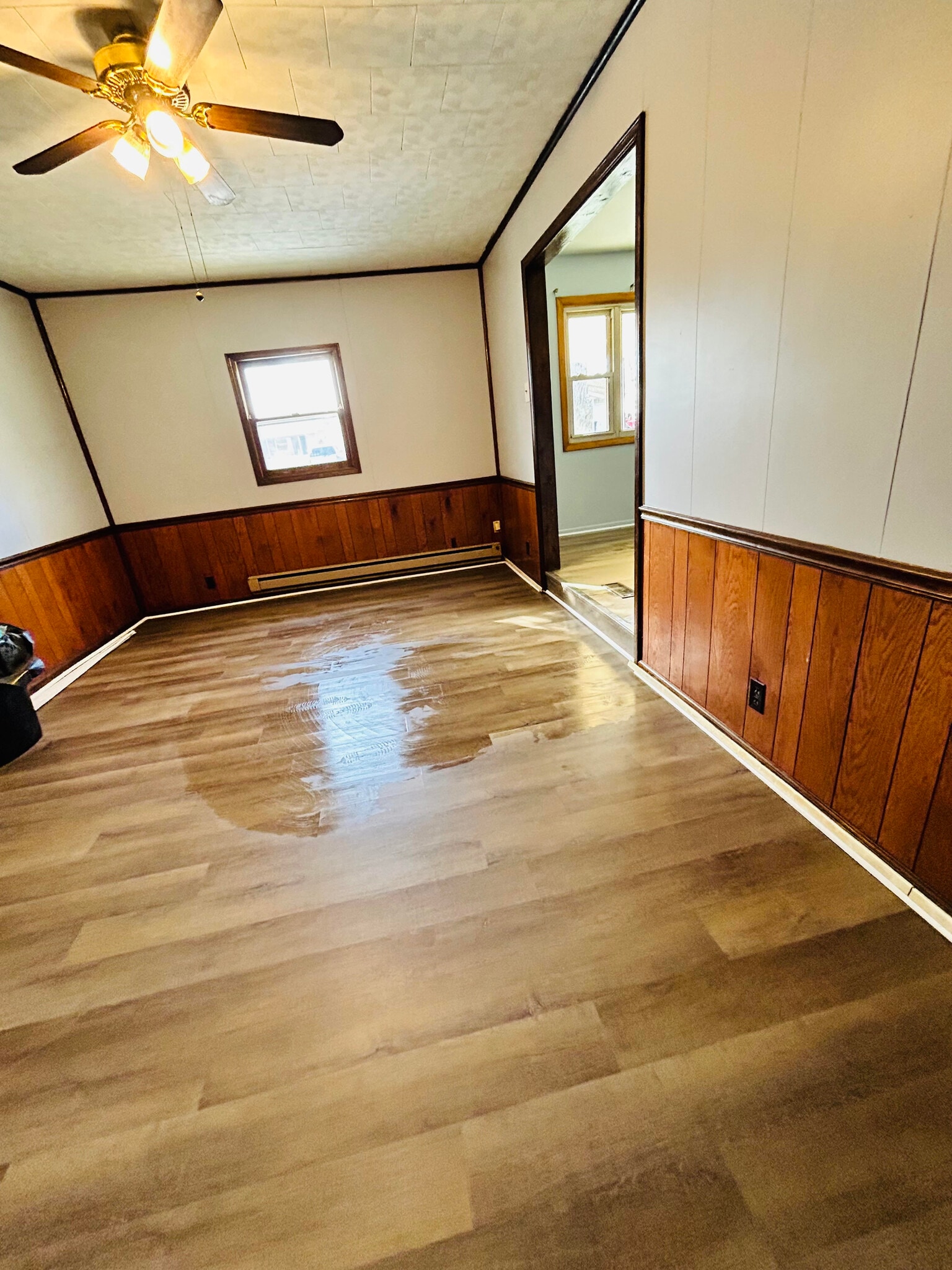 large family room - 3112 S Chippewa Ln