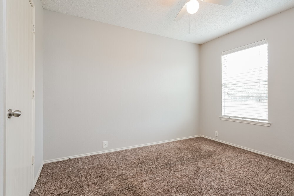 Building Photo - 1514 Wavecrest Dr