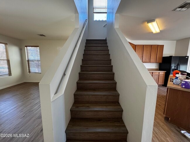 Building Photo - 1133 S Pantano Overlook Dr