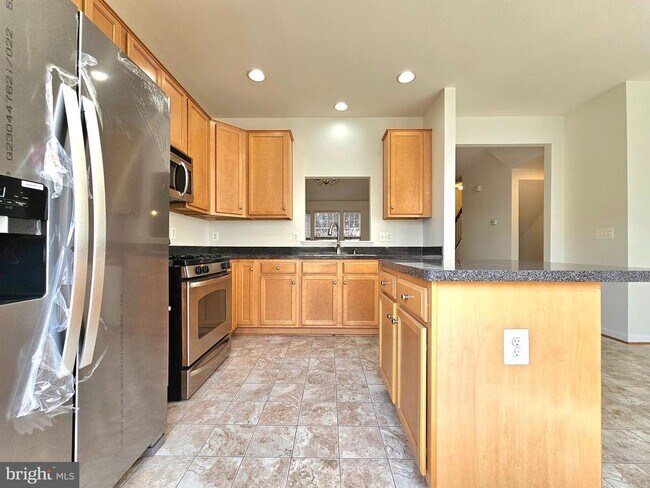 Building Photo - 15328 Elizabeth Burbage Loop