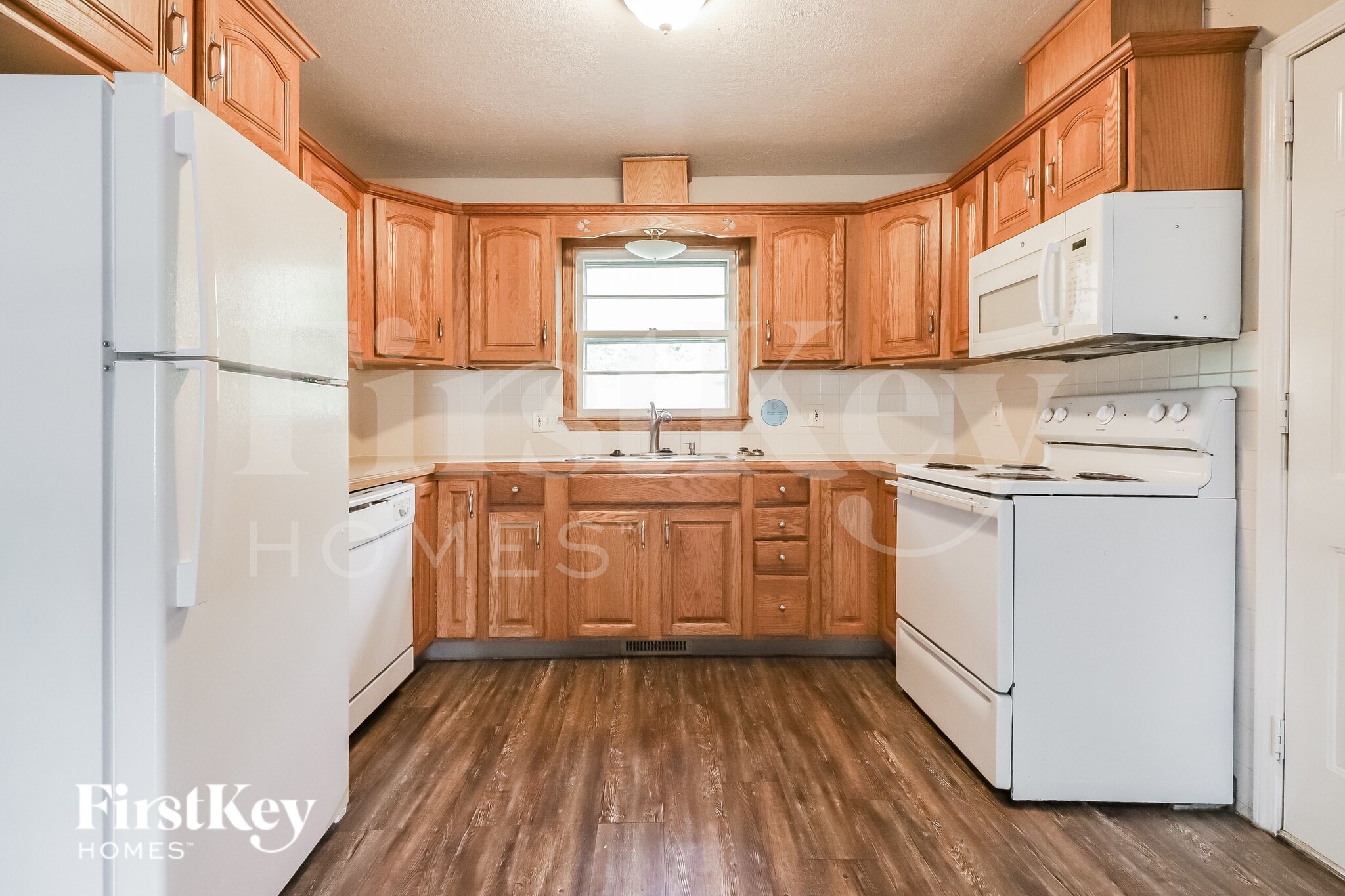 Building Photo - 3508 S Leslie Ave