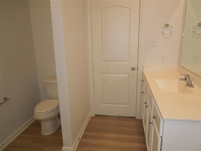 Building Photo - 10463 Red Cardinal Dr
