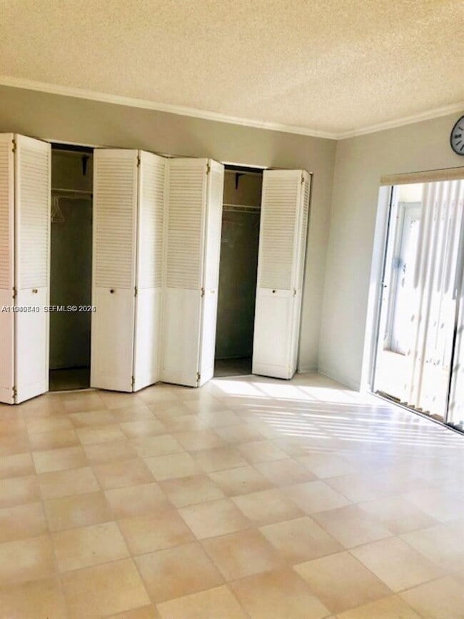 Building Photo - 316 Camden M