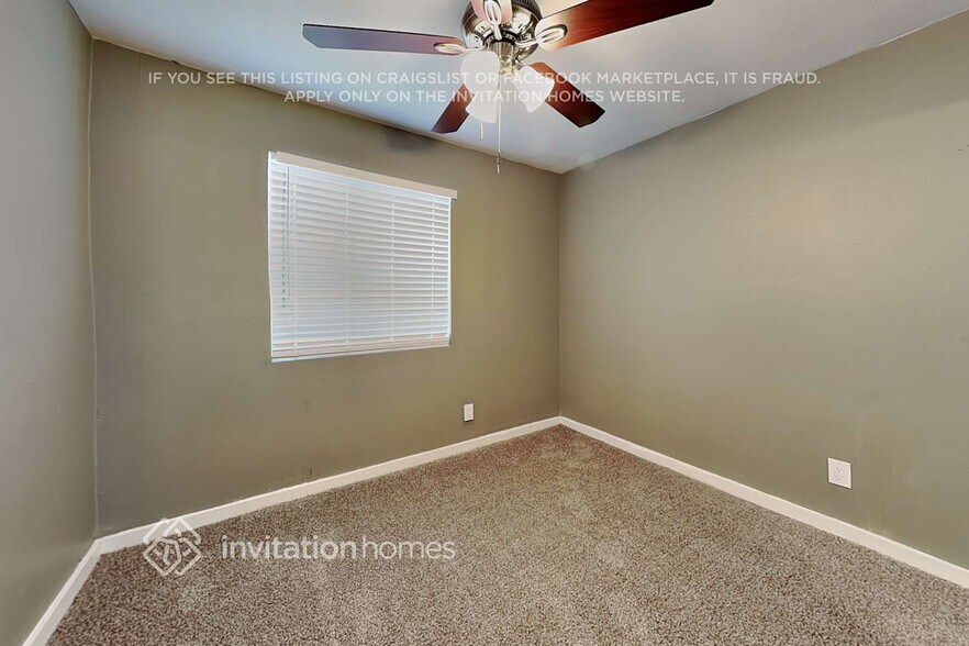 Building Photo - 3502 E Blanche Dr