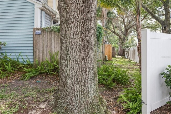 Building Photo - 5720 Dalden Dr