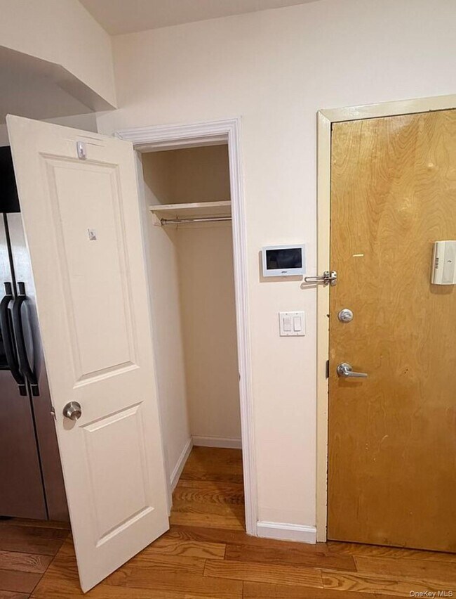 Building Photo - 82-65 116th St