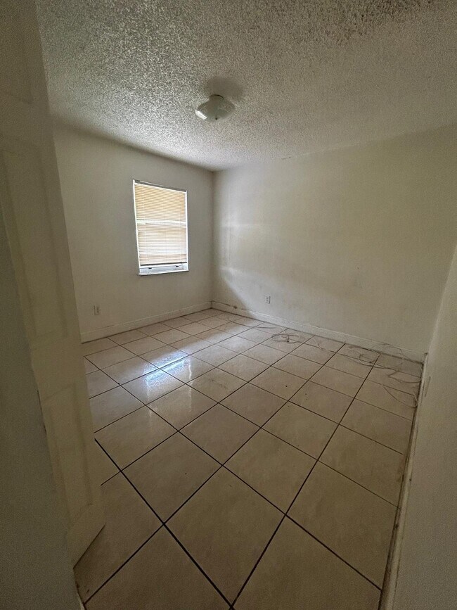 Building Photo - 3522 NW 194th Terrace