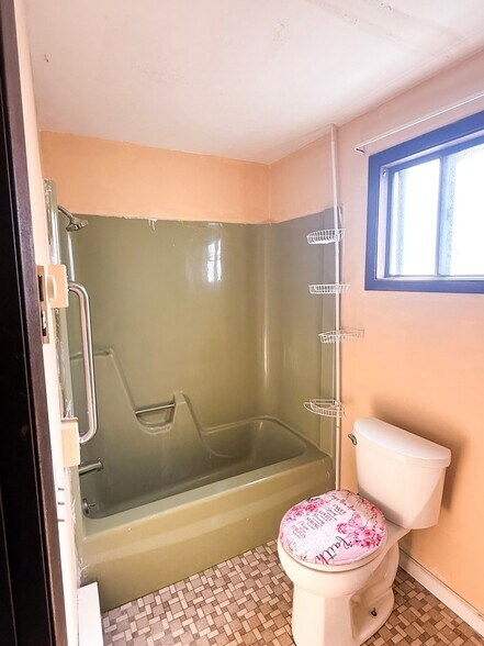 Building Photo - 7 Maria Manor