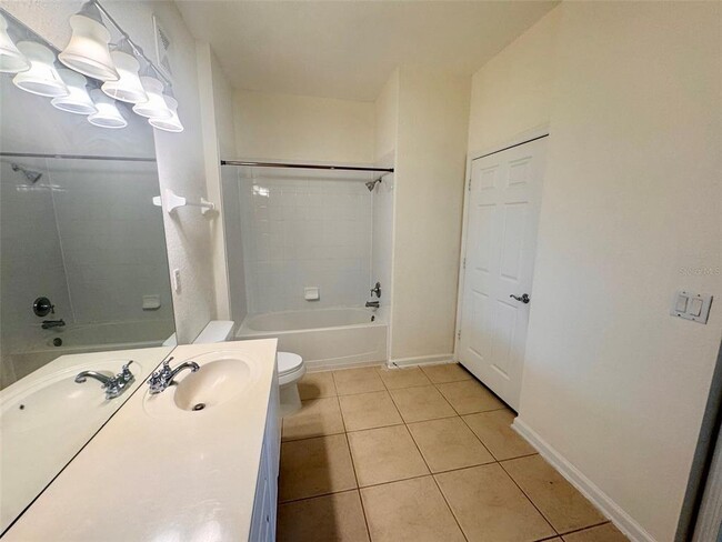 Building Photo - 3314 Robert Trent Jones Dr