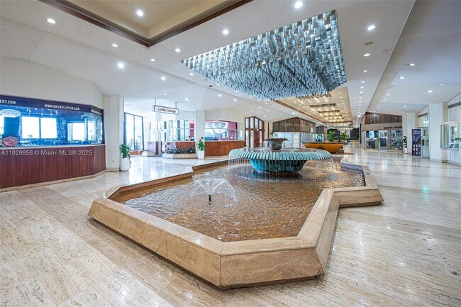 Building Photo - 801 Brickell Bay Dr