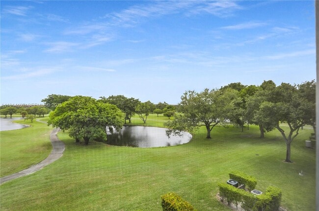 Building Photo - 13250 SW 4th Ct