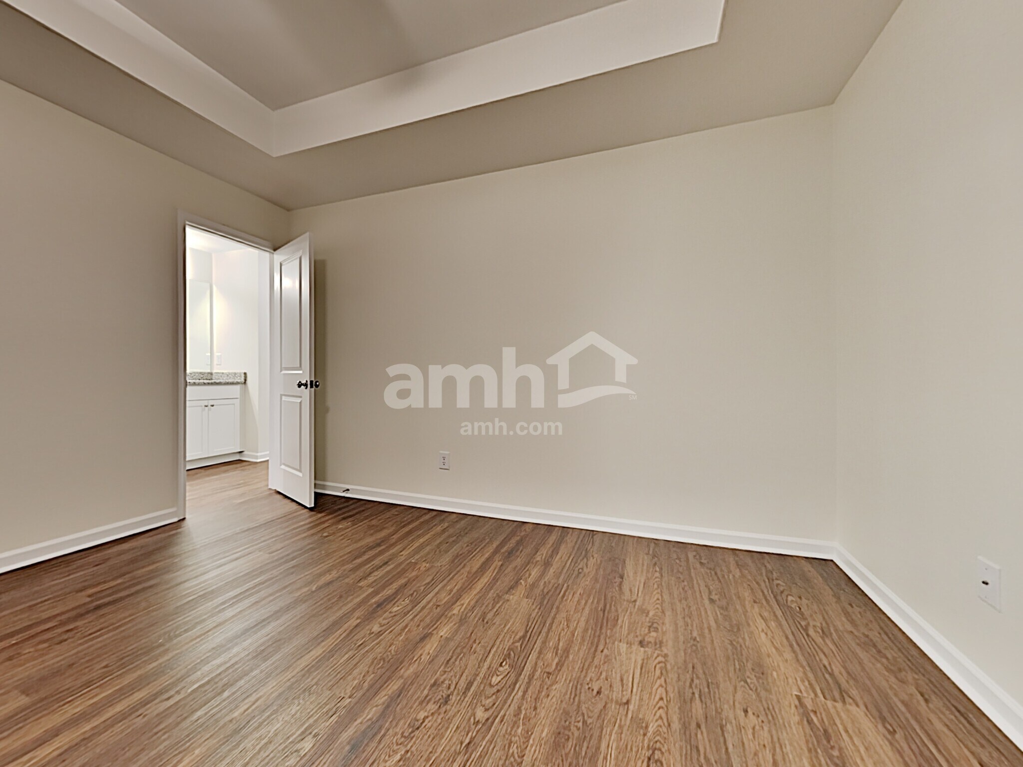 Building Photo - 428 Camp dr