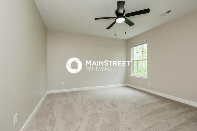 Building Photo - 3 Bedroom Pet-Friendly Home in HERMITAGE, TN with Main Street Renewal