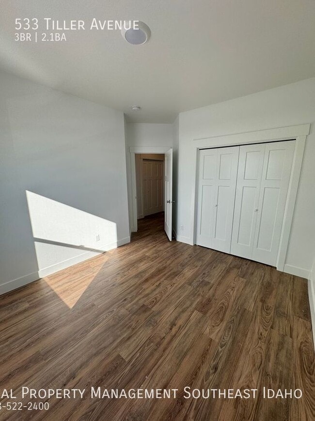 Building Photo - 533 Tiller Ave