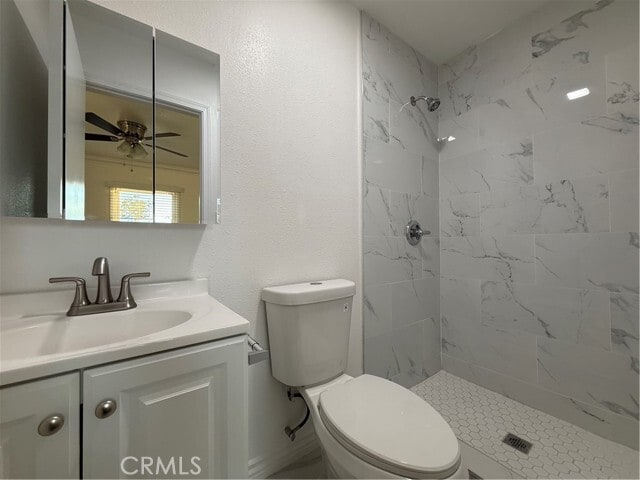 Building Photo - 545 N Toland Ave