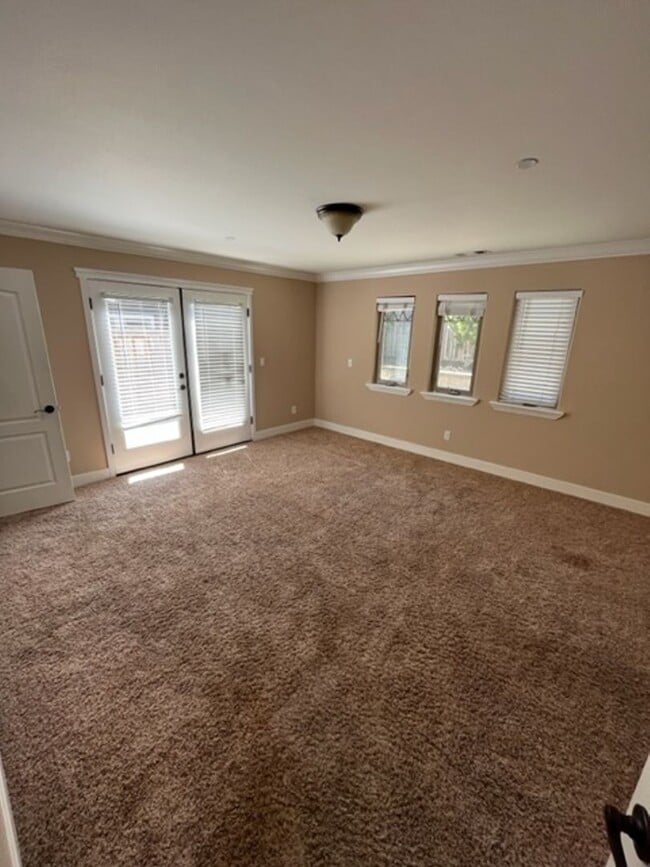 Building Photo - 241 Foothill Blvd