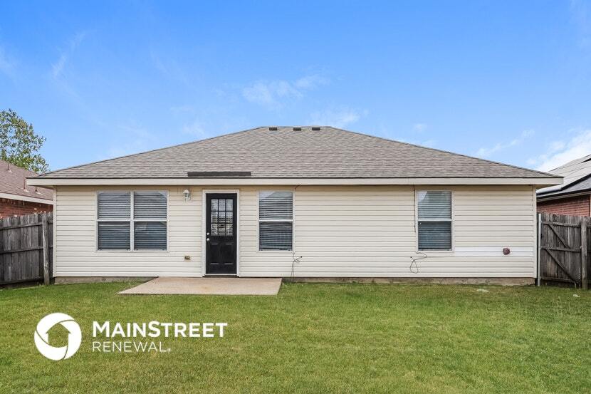 Building Photo - 1421 Castle Ridge Rd