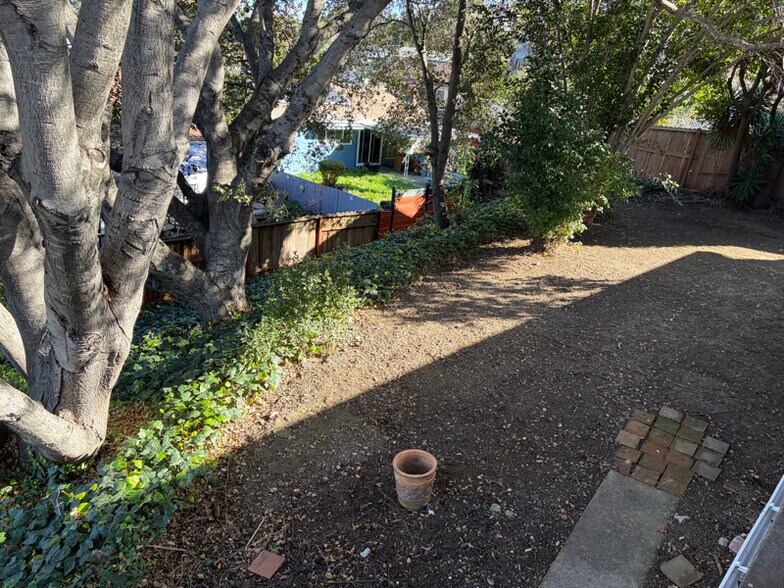 Building Photo - 1746 E St