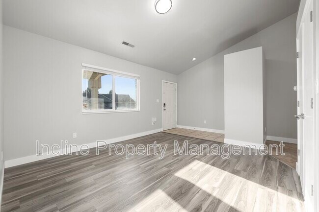 Building Photo - 770 N 1060 W