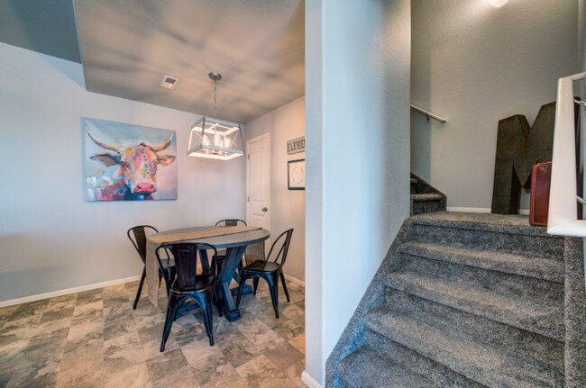 Building Photo - 7423 Sand Lake Heights