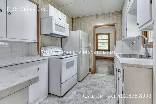 Building Photo - 3138 Weber Cir