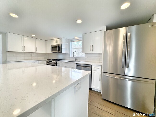 Building Photo - 112 Georgetown Rd