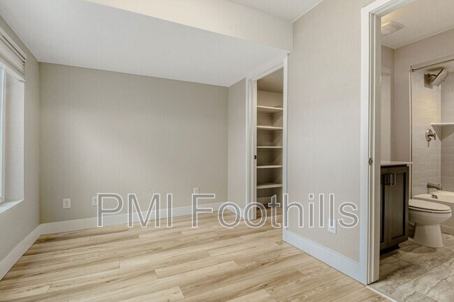 Building Photo - 1611 N Harlan St