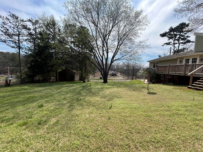 Building Photo - Cozy 3/2 with bonus in East Rome- $1,895