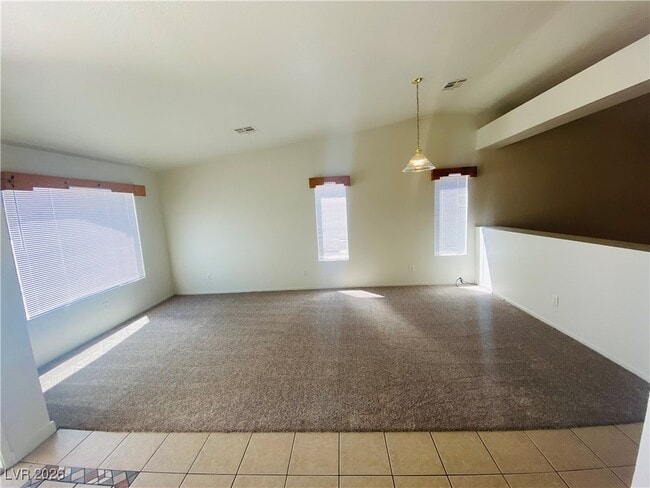 Building Photo - 3122 Flower Garden Ct