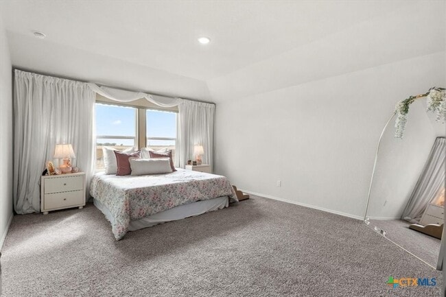 Building Photo - 410 Kayden Pt