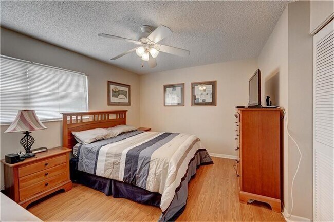 Building Photo - 4150 NW 90th Ave