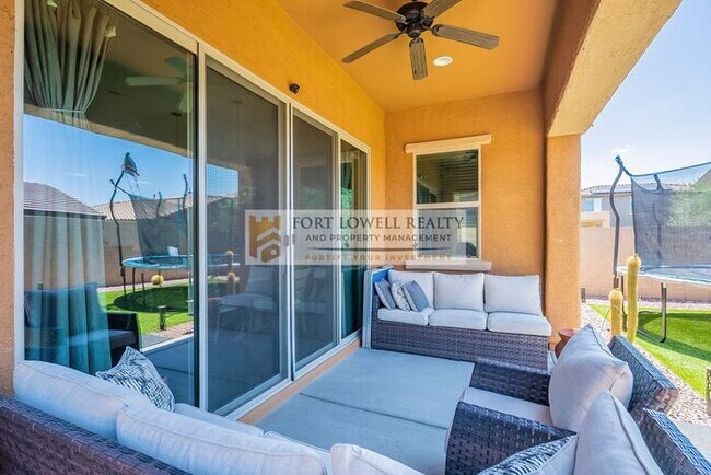 Building Photo - COMING SOON! Modern 4 Bedroom Home in Gate...