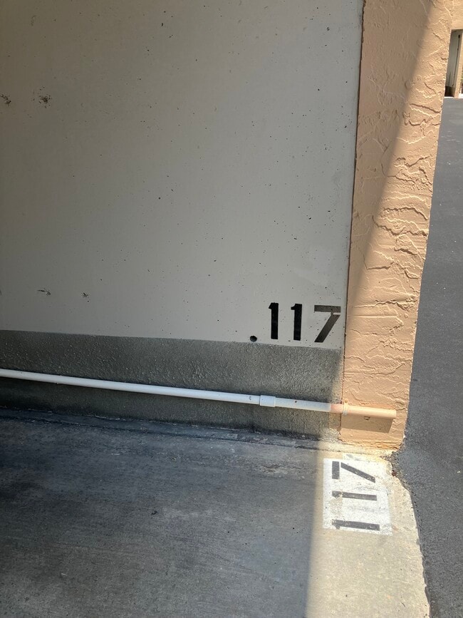 Dedicated parking for 2 - 3930 S Roosevelt Blvd