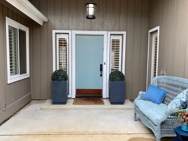 Building Photo - 4223 Lehigh Ave