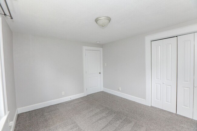 Building Photo - Stunning home rental in Portsmouth!