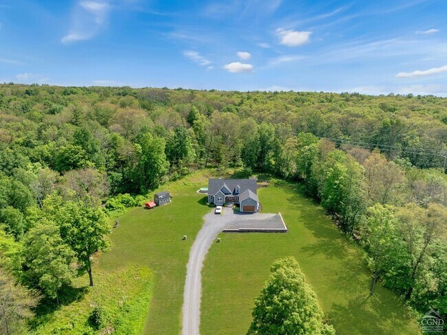 Building Photo - 174 Grove School Rd