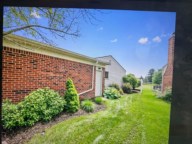 Building Photo - 1700 Copeland Cir