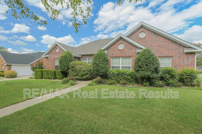 Building Photo - 6454 Norman Ave