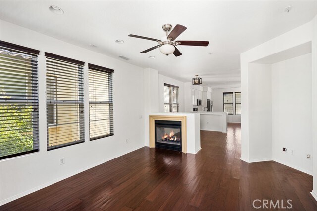 Building Photo - 125 Tall Oak