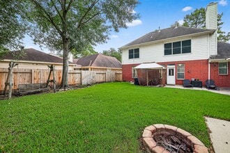 Building Photo - 19018 Ridge Hill Ct