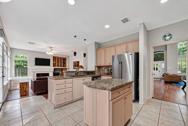 Building Photo - 150 Wisteria Walk Cir